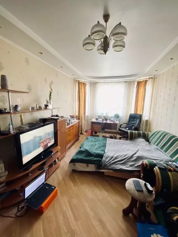 Комната 15м в 3-к, 14/20эт. - Фото 0