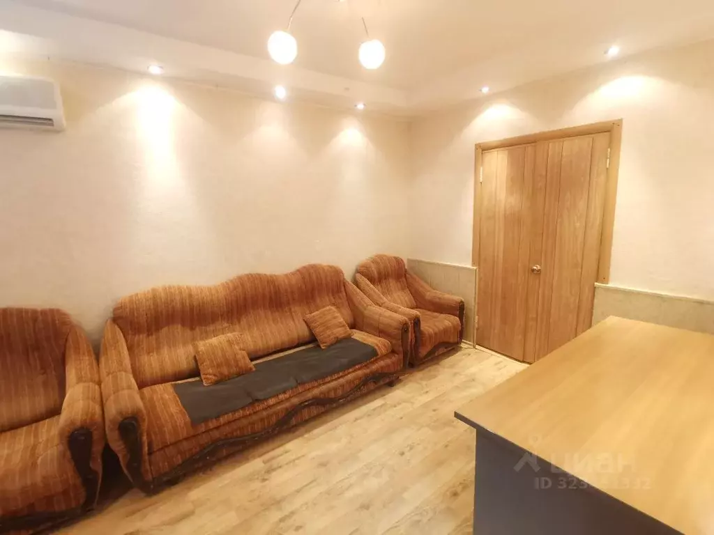 2-к кв. Оренбургская область, Оренбург ул. Кирова, 5 (33.0 м) - Фото 2