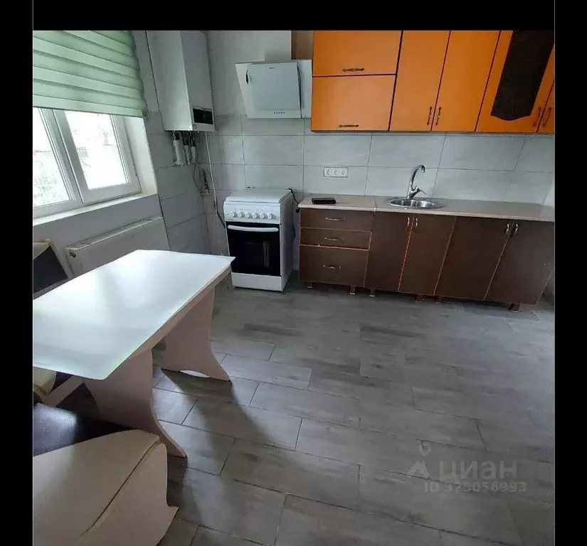 Дом в Адыгея, Тахтамукайский район, Старобжегокай аул ул. Чапаева (65 ... - Фото 1