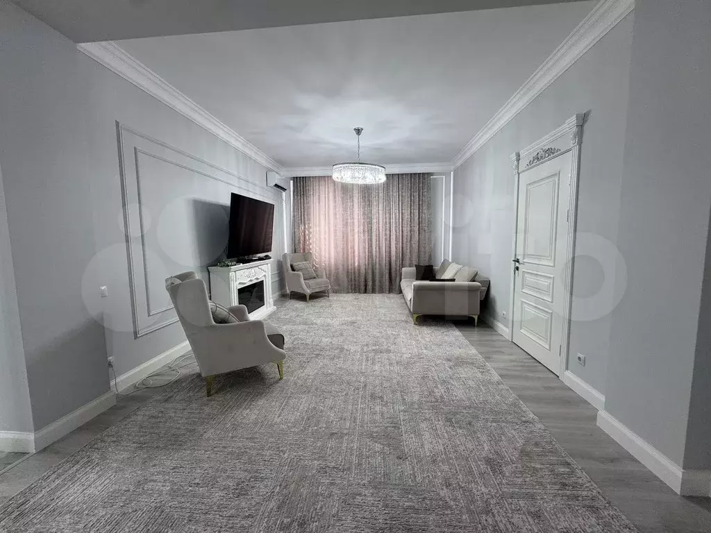 3-к. квартира, 105 м, 14/20 эт. - Фото 0