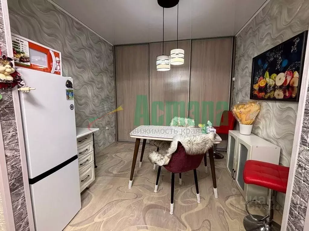 3-к кв. Забайкальский край, Чита ул. Энтузиастов, 53 (63.0 м) - Фото 0