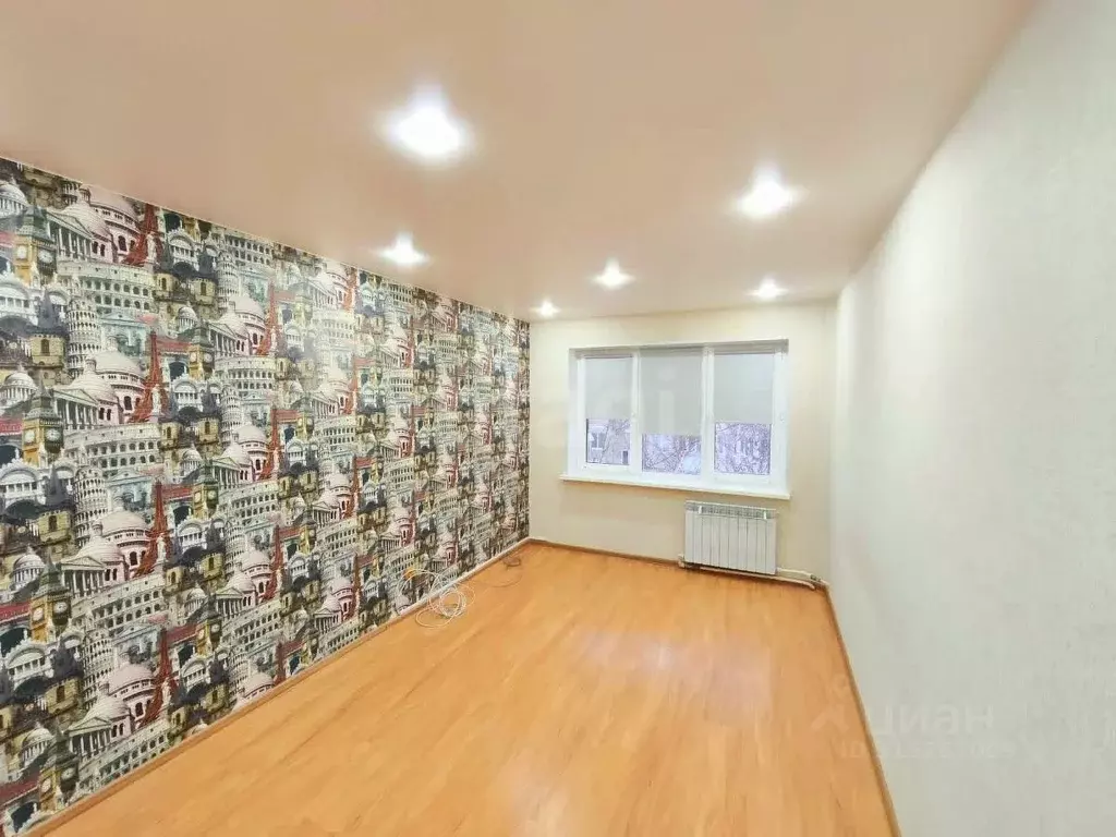 2-к кв. Коми, Сыктывкар ул. Димитрова, 24 (48.2 м) - Фото 0