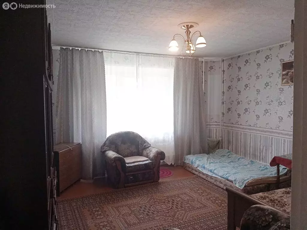 2-комнатная квартира: Саяногорск, микрорайон Ленинградский, 4 (50 м) - Фото 1