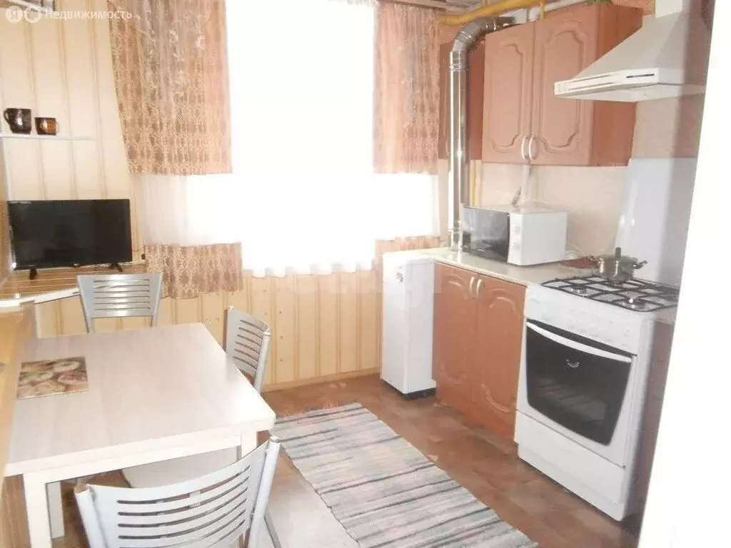 4-комнатная квартира: посёлок Бабынино, Зелёная улица, 1 (99.2 м) - Фото 1