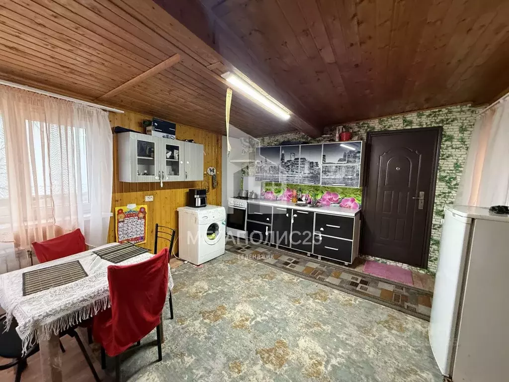 Дом в Краснодарский край, Геленджик городской округ, с. Тешебс  (60 м) - Фото 2