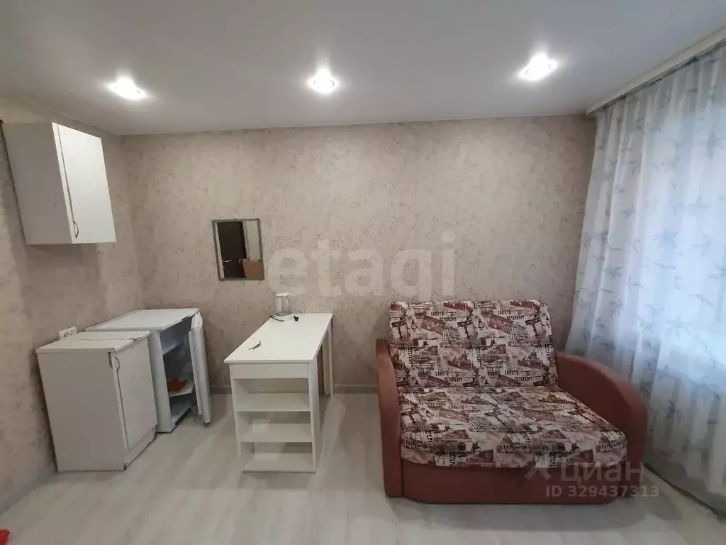 Комната Тюменская область, Тюмень ул. Красина, 5 (12.4 м) - Фото 1