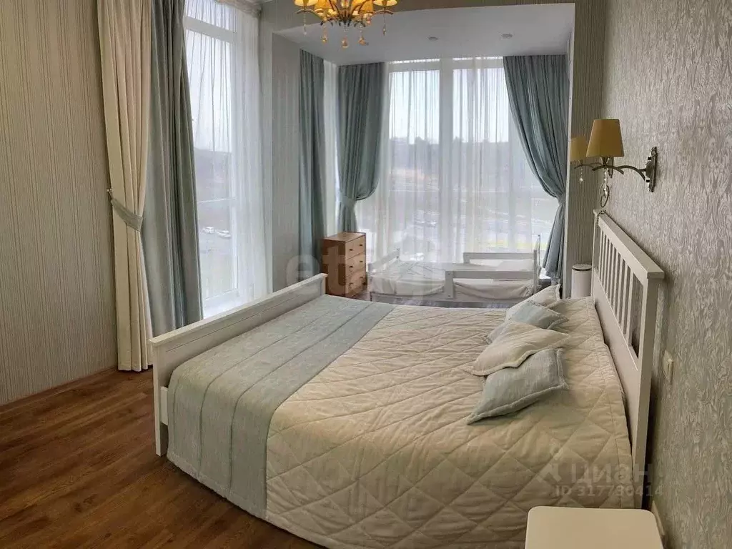 2-к кв. Крым, Симферополь ул. Ковыльная (72.5 м) - Фото 0