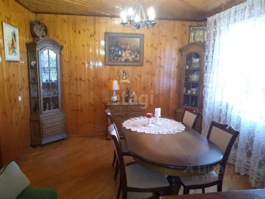 Дом в Белгородская область, Короча Корочанская ул. (255 м) - Фото 1