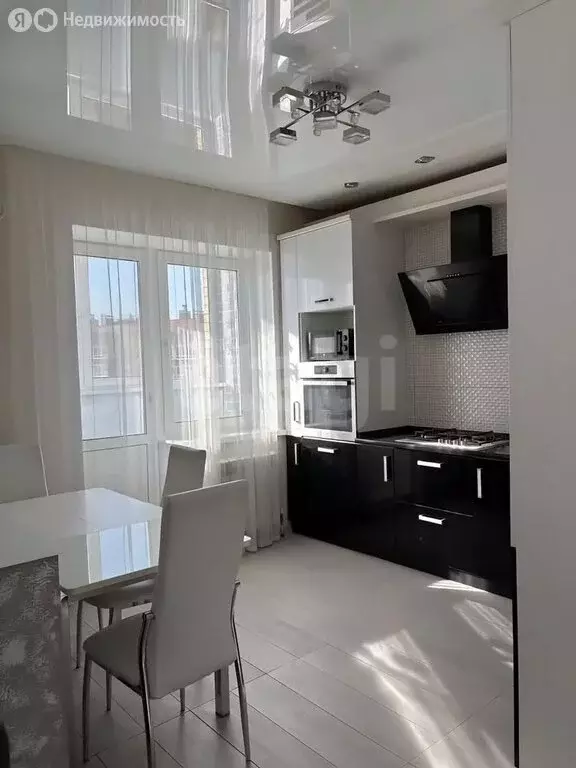 2-комнатная квартира: Йошкар-Ола, улица Куйбышева, 59 (60.1 м) - Фото 1