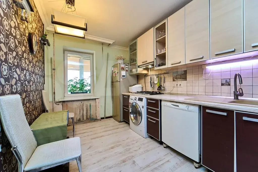 3-к. квартира, 65 м, 8/9 эт. - Фото 1