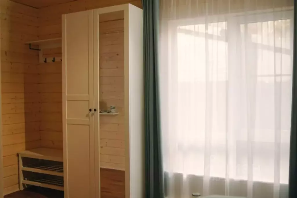 Комната Карачаево-Черкесия, Зеленчукский район, с. Архыз ул. ... - Фото 2