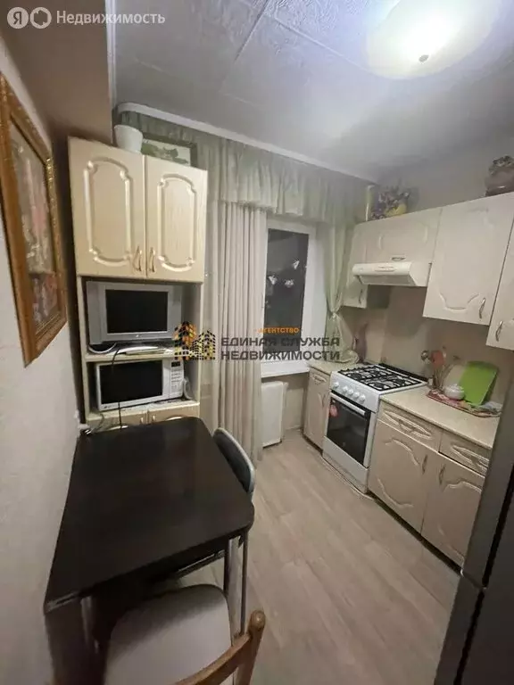 2-комнатная квартира: Уфа, улица Правды, 8А (45 м) - Фото 1