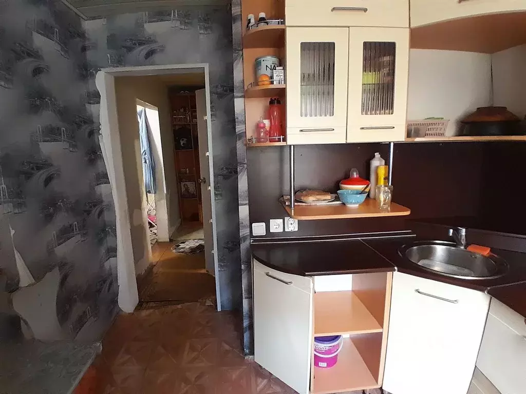 1-к кв. Вологодская область, Шексна рп, Барбач мкр ул. Зеленая, 9 ... - Фото 0