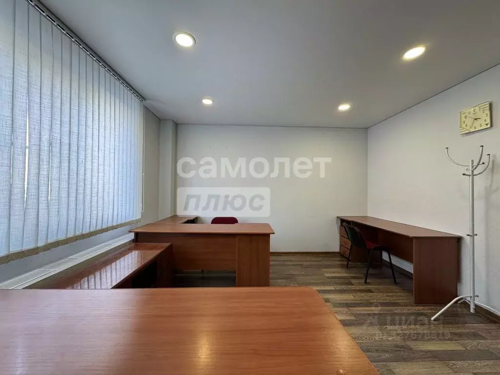 Офис в Челябинская область, Челябинск ул. 250-летия Челябинска, 15 (18 ... - Фото 2