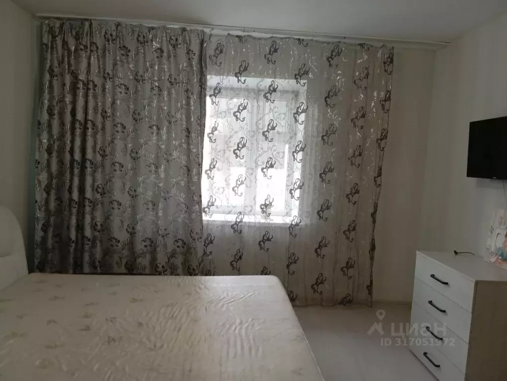 2-к кв. Красноярский край, Красноярск ул. Алексеева, 89 (70.0 м) - Фото 0