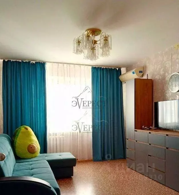 2-к кв. Белгородская область, Старый Оскол Заречье мкр,  (47.2 м) - Фото 0