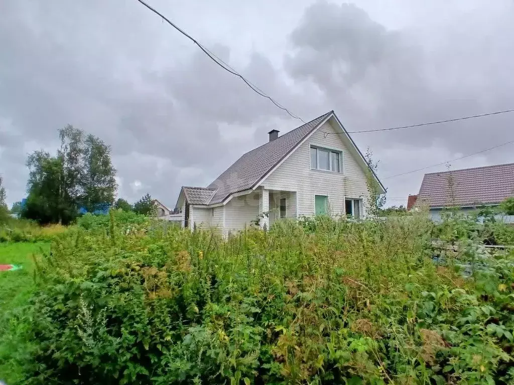 Дом в Ленинградская область, Волховский район, Иссадское с/пос, д. ... - Фото 1