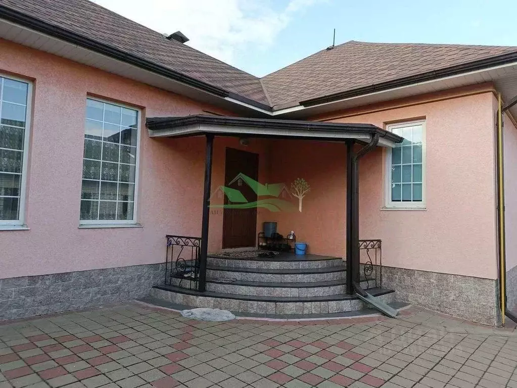 Дом в Белгородская область, Белгород Репное мкр, пер. 3-й Рассветный ... - Фото 1