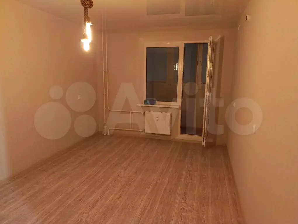 2-к. квартира, 60 м, 4/17 эт. - Фото 1