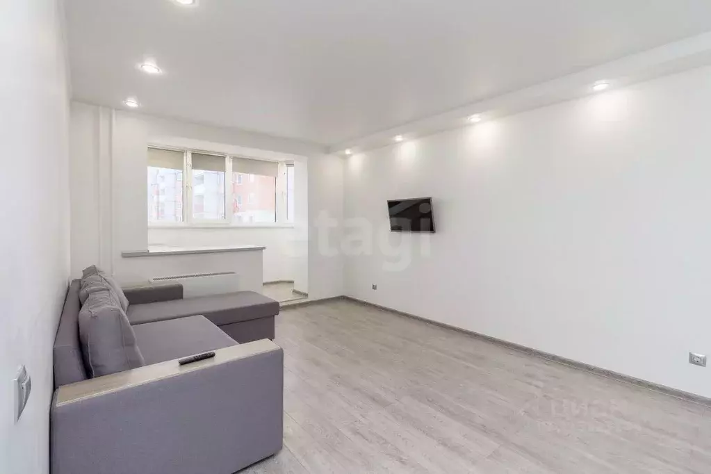 1-к кв. Тюменская область, Тюмень Кремлевская ул., 110к1 (45.0 м) - Фото 1