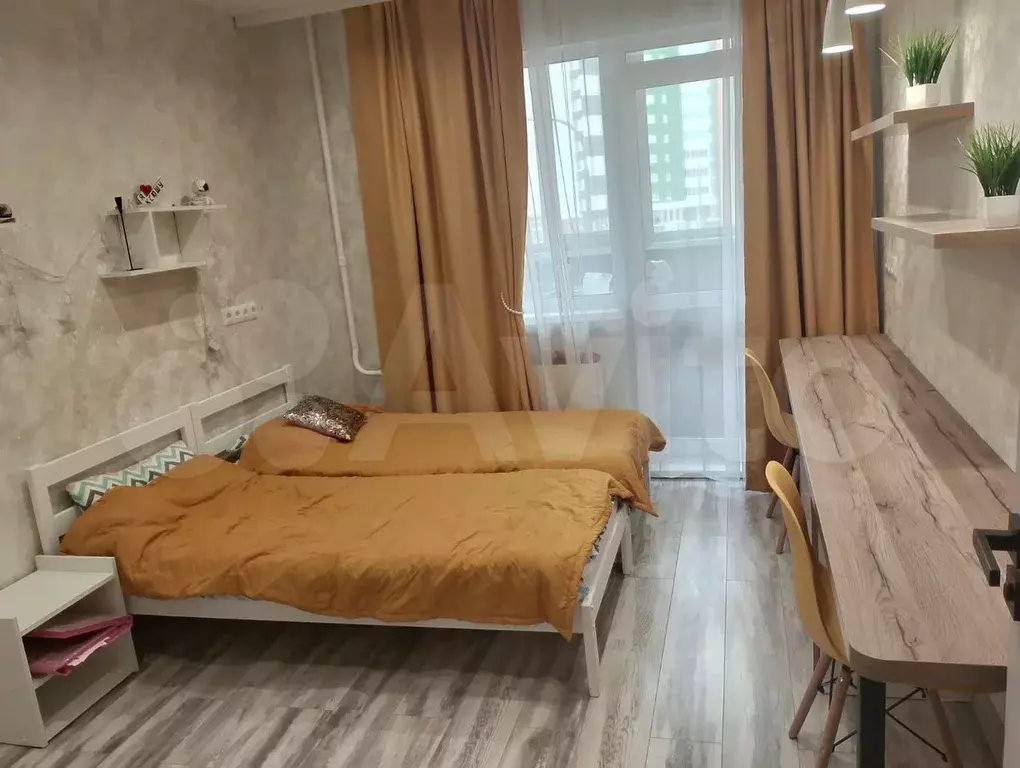 2-к. квартира, 71 м, 2/12 эт. - Фото 1