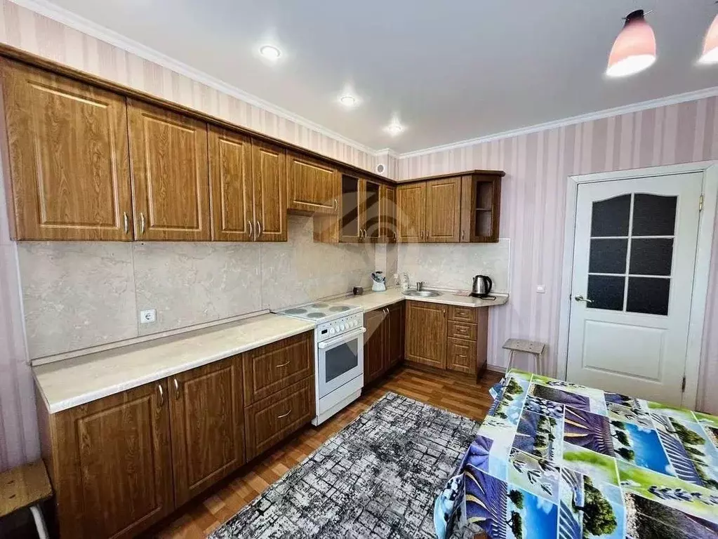 1-к кв. Белгородская область, Старый Оскол Степной мкр, 9 (52.0 м) - Фото 1