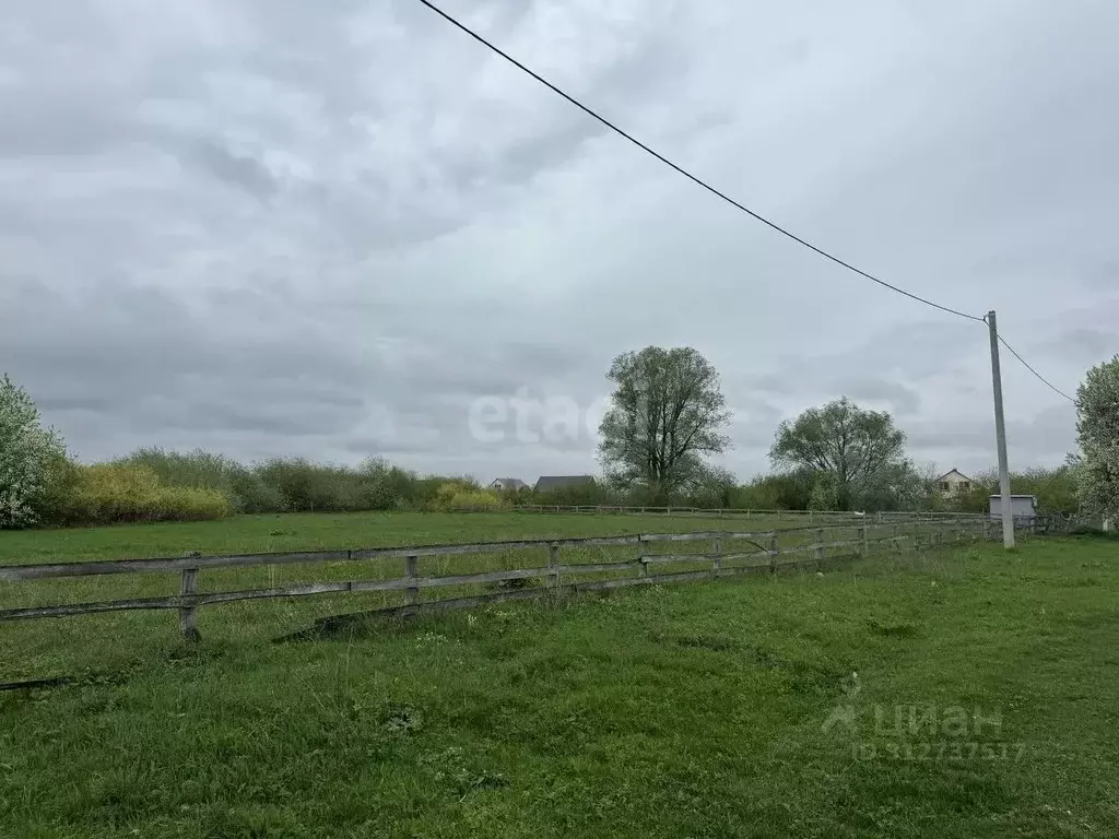 Участок в Башкортостан, Ишимбайский район, с. Ишеево ул. Тугай (10.0 ... - Фото 0