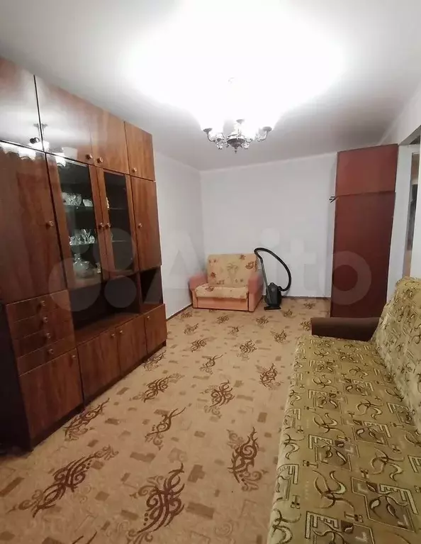 1-к. квартира, 31 м, 4/4 эт. - Фото 0