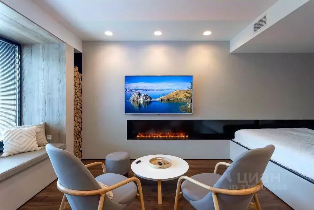 1-к кв. Иркутская область, Иркутский муниципальный округ, Листвянка рп ... - Фото 1