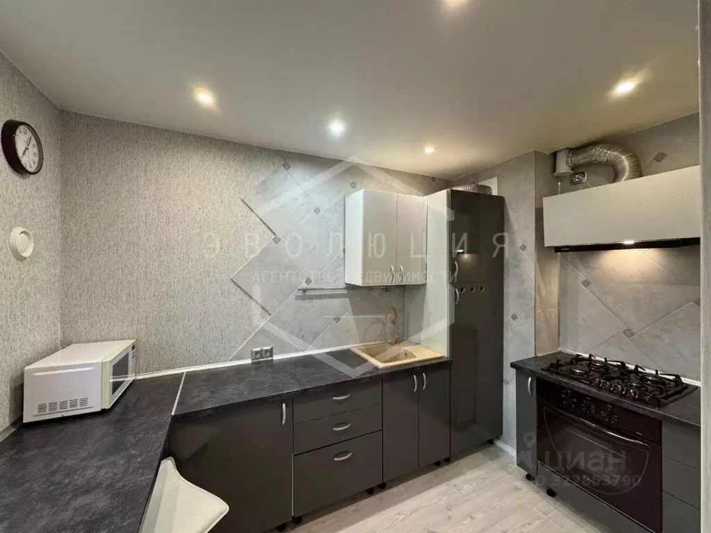 1-к кв. Калининградская область, Гурьевский муниципальный округ, пос. ... - Фото 1