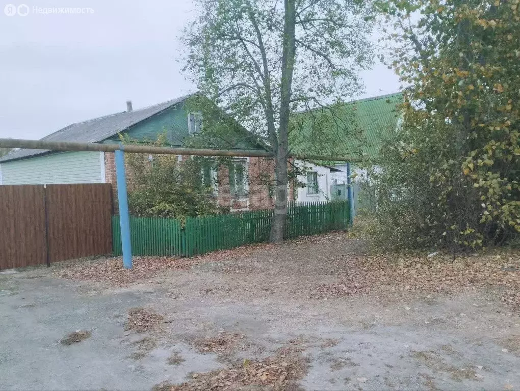 Дом в Белгородская область, городское поселение Короча, село ... - Фото 0