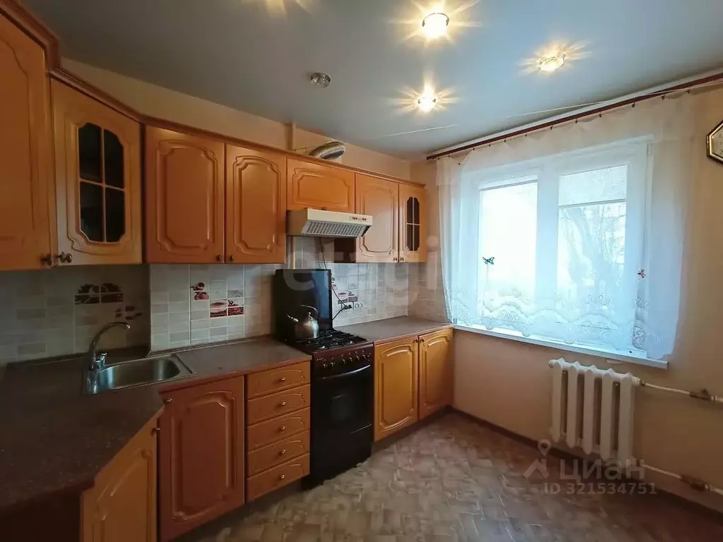 3-к кв. Саратовская область, Саратов Высокая ул., 10 (56.8 м) - Фото 2