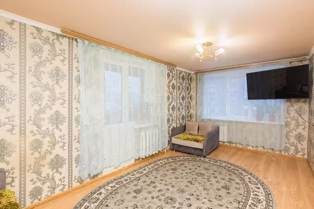 2-к кв. Тюменская область, Тюмень ул. Пермякова, 53 (50.2 м) - Фото 1