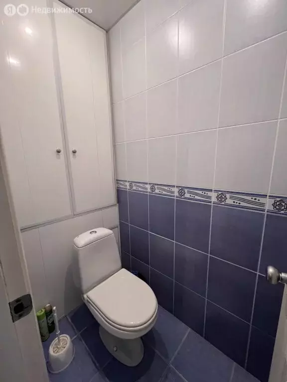 2-комнатная квартира: посёлок городского типа Заозёрное, улица Аллея ... - Фото 0