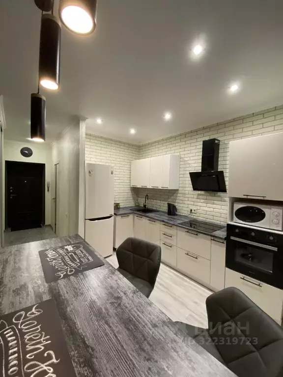 1-к кв. Омская область, Омск ул. Красный Путь, 103к3 (40.0 м) - Фото 2