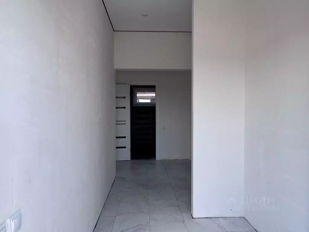 Дом в Омская область, Омский район муниципальный округ, пос. ... - Фото 2