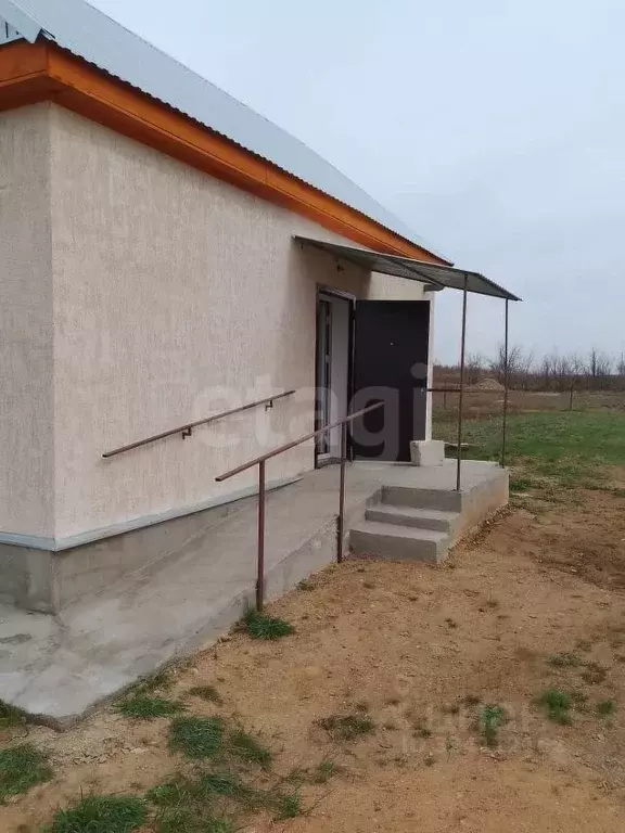 Дом в Оренбургская область, пос. Акбулак ул. Транспортная, 11 (36 м) - Фото 1