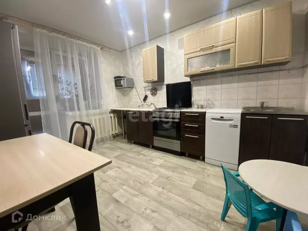 Продаётся 2-к квартира, 60.4 м - Фото 0
