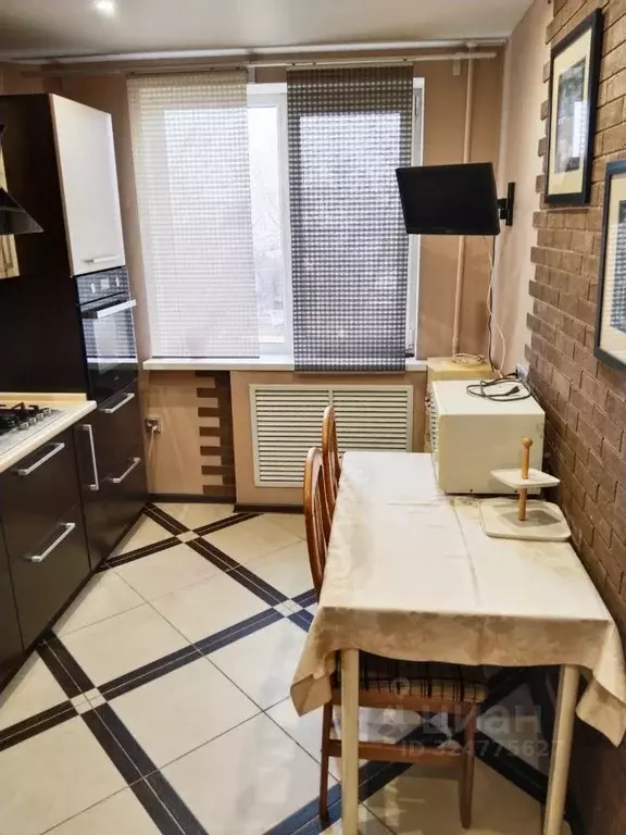 2-к кв. Волгоградская область, Волгоград Ростовская ул., 10 (52.0 м) - Фото 1