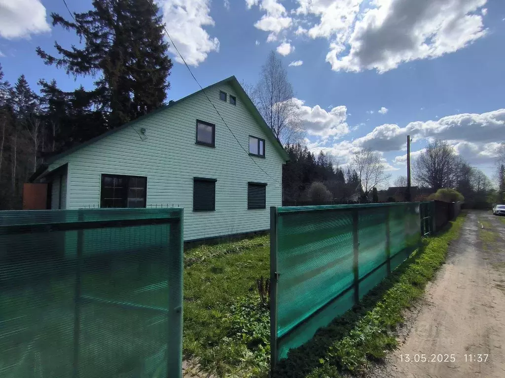 Дом в Ленинградская область, Выборгский район, Рощинское городское ... - Фото 1