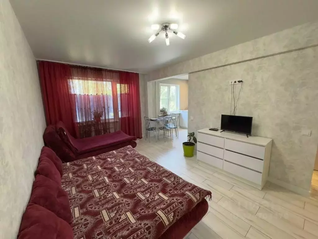 2-к кв. Волгоградская область, Волгоград ул. Мясникова, 10 (48.1 м) - Фото 1