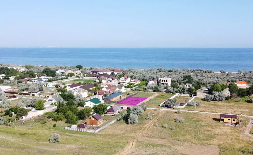 Участок в Крым, Ленинский район, Белинское с/пос, с. Новоотрадное ул. ... - Фото 2