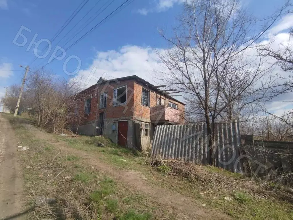 Дом в Саратовская область, Балашов Южная ул. (92 м) - Фото 0