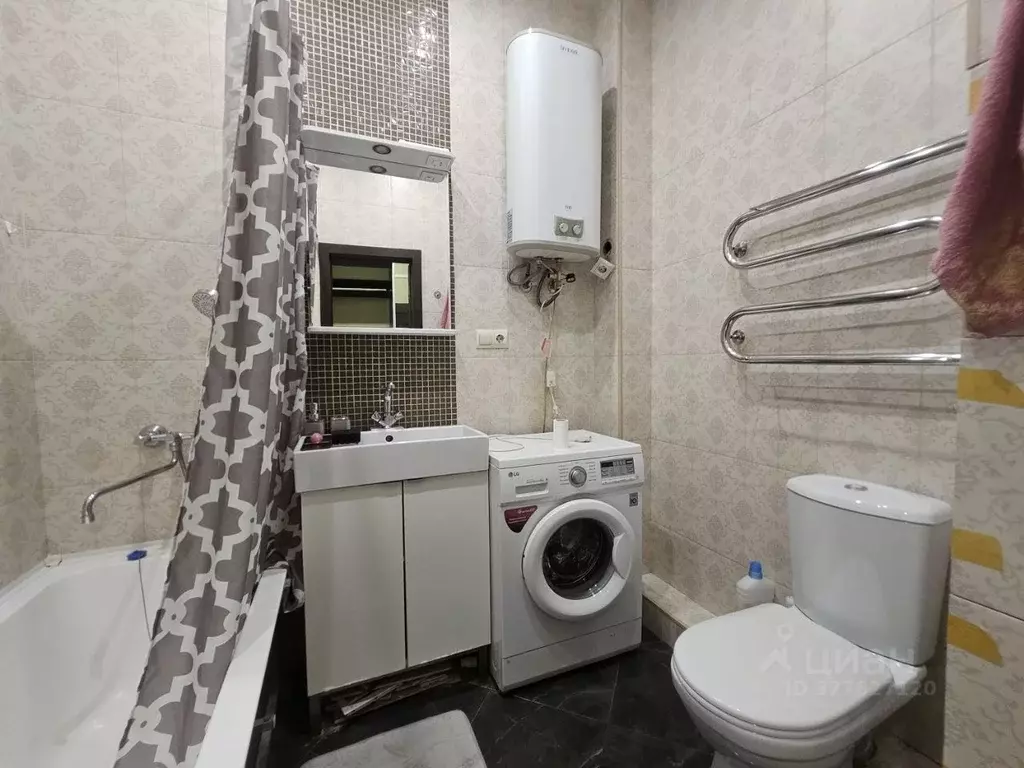 1-к кв. Приморский край, Владивосток Отлогая ул., 10 (40.0 м) - Фото 2