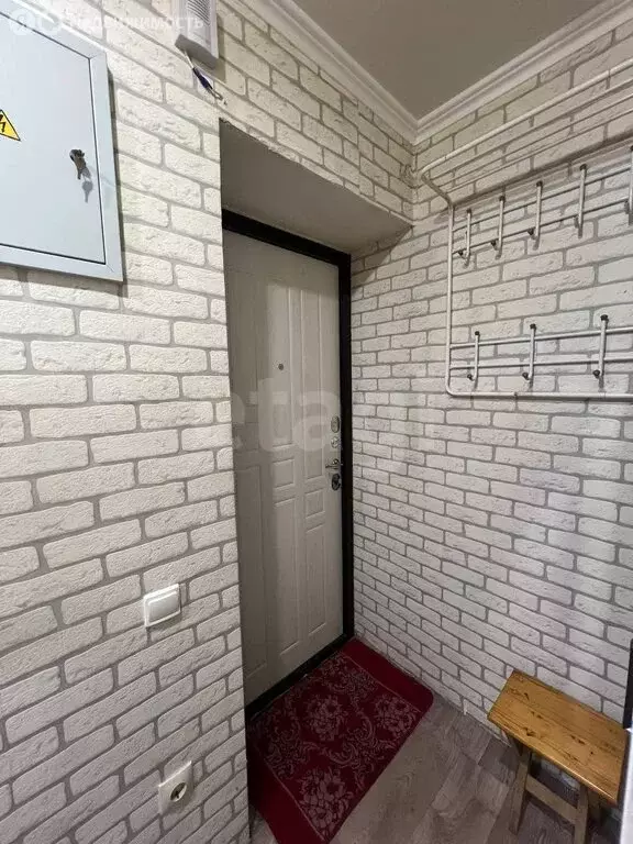 1-комнатная квартира: Оренбург, улица Котова, 97 (30.7 м) - Фото 1