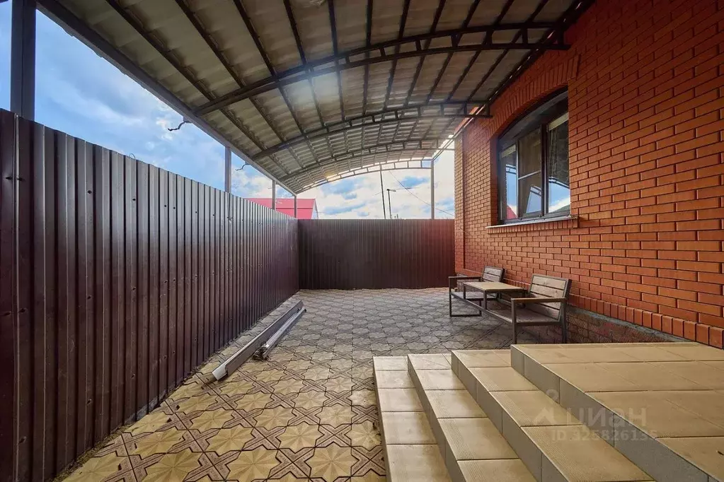 Дом в Адыгея, Адыгейск Лакшукайская ул., 13 (130 м) - Фото 2