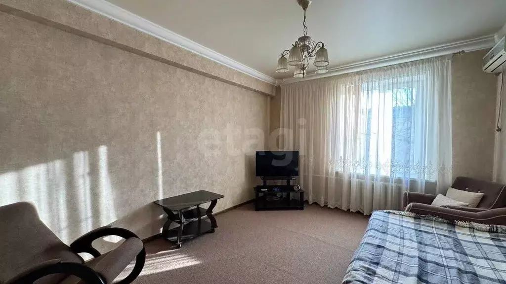 2-к кв. Адыгея, Майкоп Комсомольская ул., 193 (54.6 м) - Фото 1