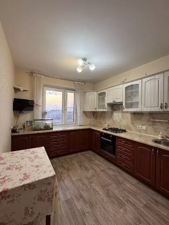 3-к. квартира, 70 м, 9/10 эт. - Фото 0