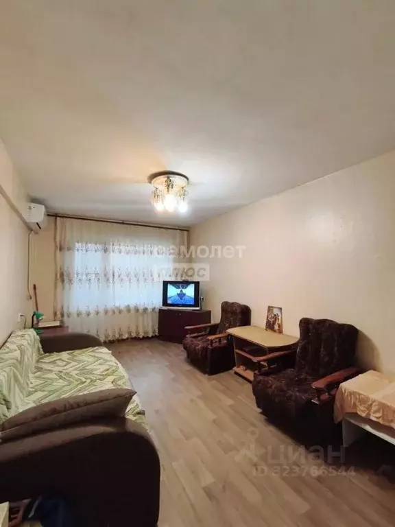 2-к кв. Волгоградская область, Волгоград ул. Автомобилистов, 6 (41.2 ... - Фото 1