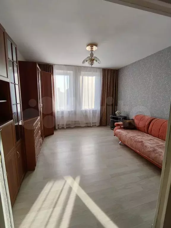 1-к. квартира, 39 м, 4/17 эт. - Фото 0